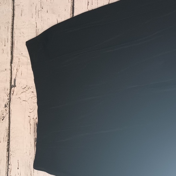 Chico's Traveler's Black Acetate Blend Crop Pants 0 S Made in U.S. - Picture 2 of 6